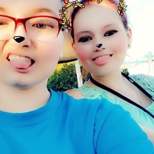 Meet your Posher, Stacy